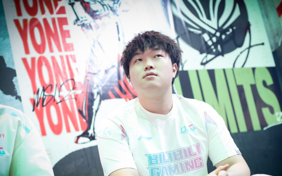 开云体育APP下载-GEN险胜DRX，Elk线上压制力十足强强对话2025世界赛，引爆全场热议