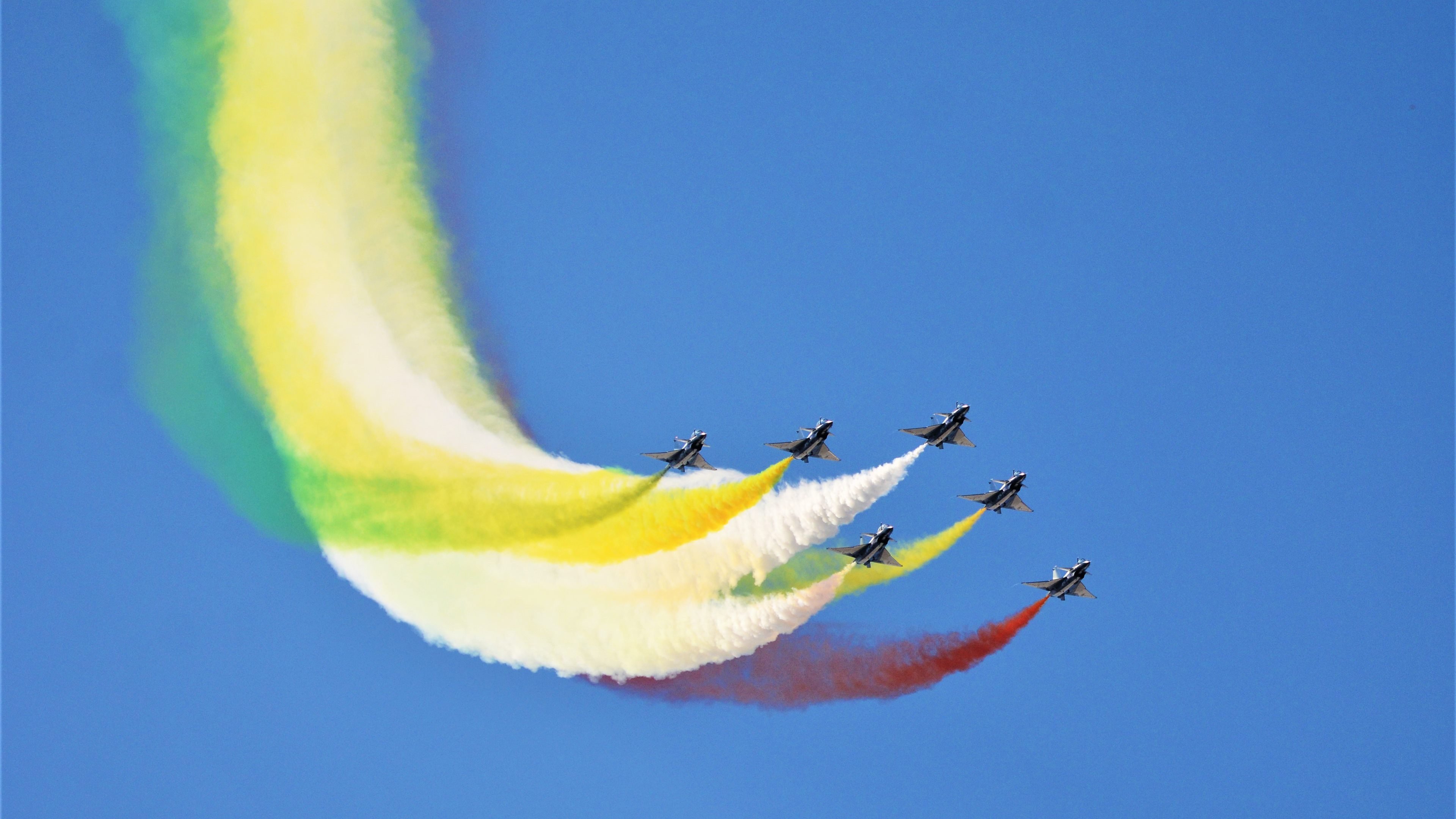 开云体育官网-东契奇解锁万分里程碑，魔术掀翻太阳凸显联盟新格局