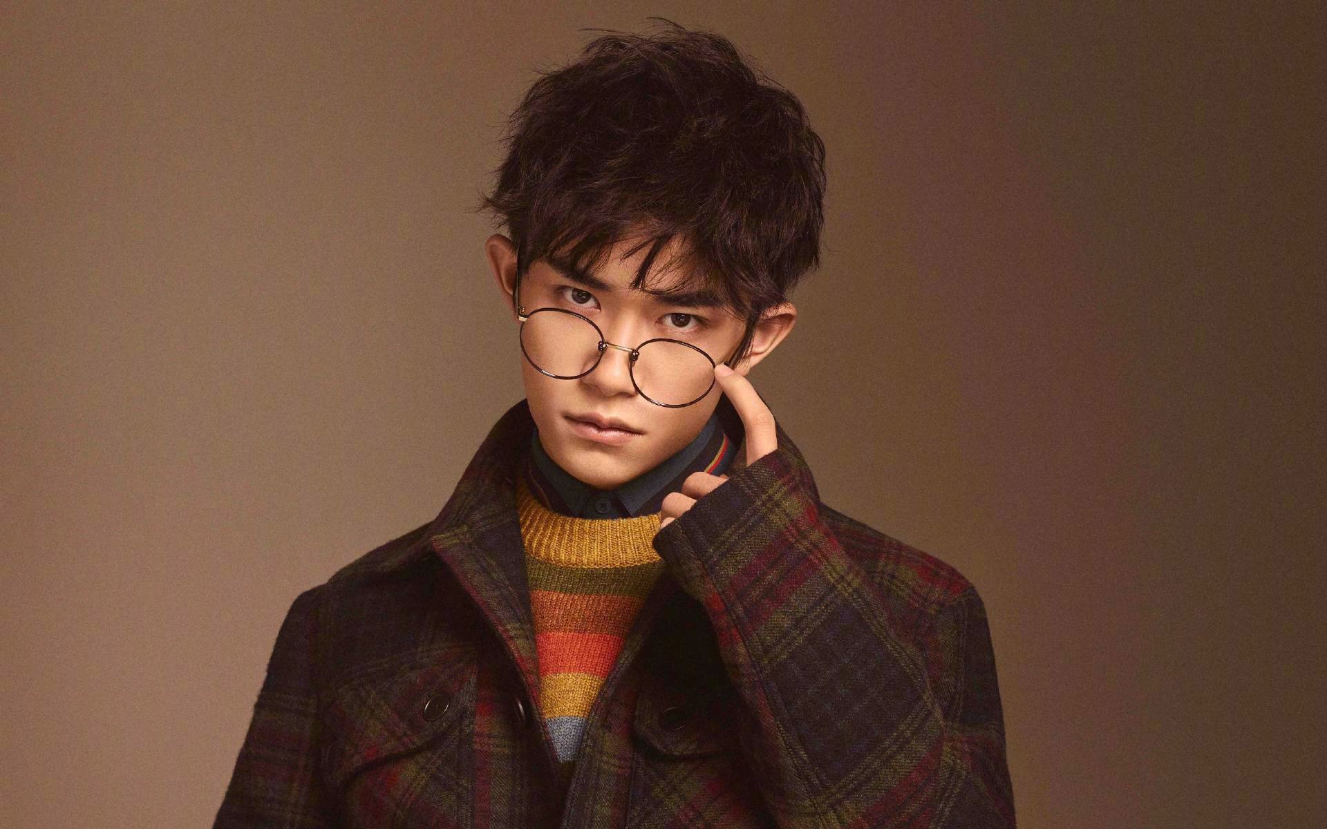 国家队爆冷与俱乐部称王，萨拉赫迪纳·德哈比布的非洲之光与卡瓦哈尔的亚平宁交响曲